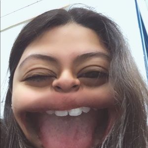 Meet your Posher, Vicky